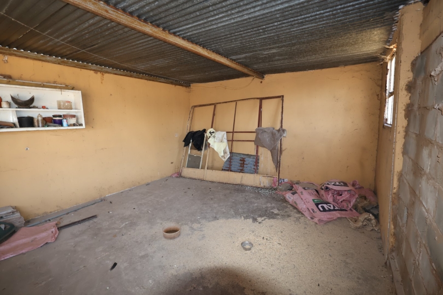 4 Bedroom Property for Sale in Roodewal Free State